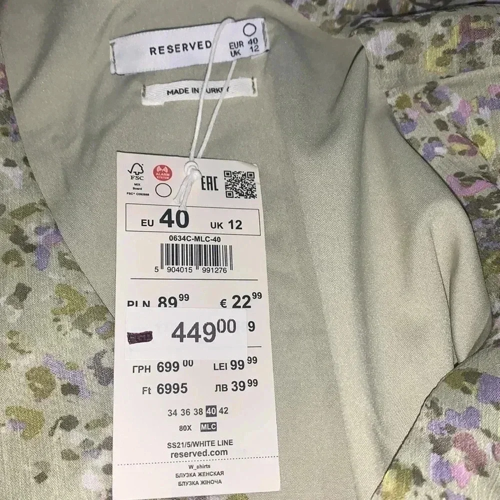 Reserved Womens V Neck Short Sleeve Blouse size 10